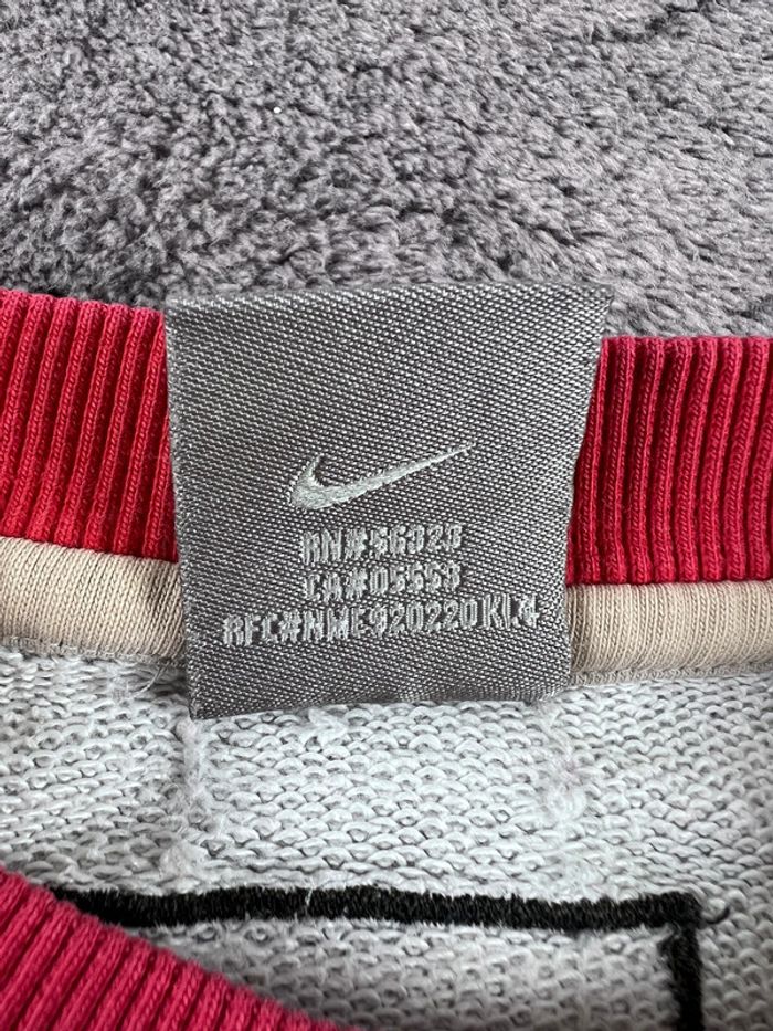 Sweat Nike logo brodé vintage rare gris et rouge Taille S - photo numéro 9