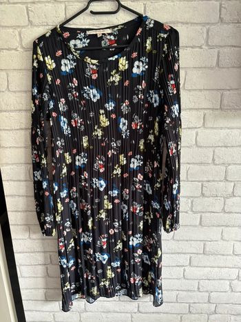 Robe la  fée maraboutee taille 38