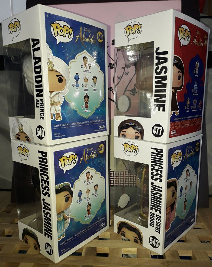 Funko Pop lot de 4 : 3 Princesses Jasmine + 1 Aladdin Disney 477 540 541 543 - photo numéro 3