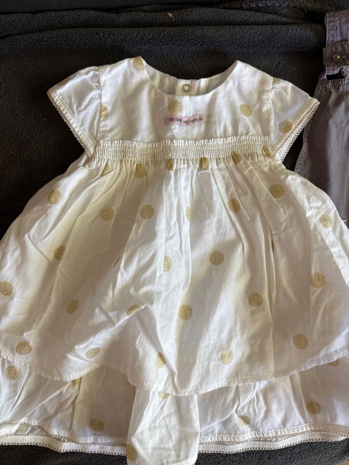 Lot de 3 robes en 18 mois - photo numéro 4