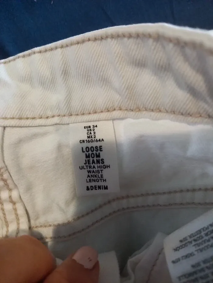 Très joli jeans beige - photo numéro 4