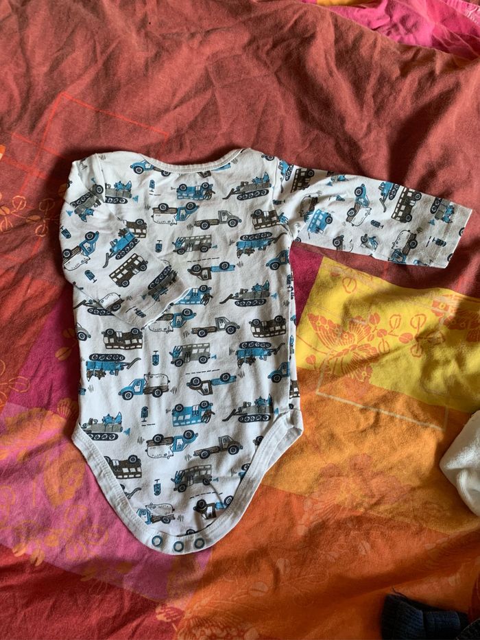 Body bébé - photo numéro 3