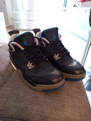 Nike Air Jordan 4 Retro