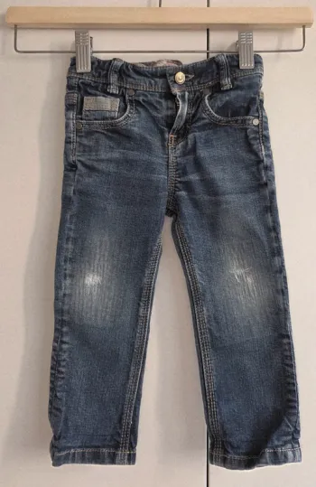 Jean Burberry, taille 18 mois