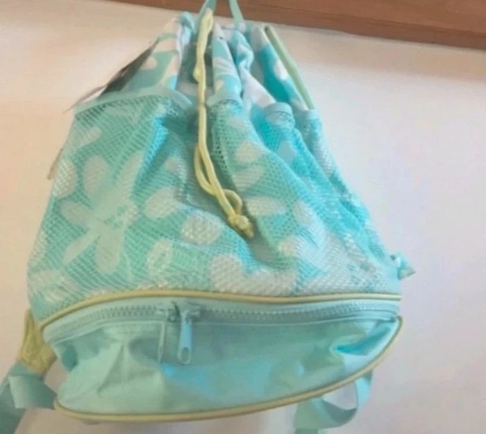 Sac à dos bourse plage piscine ou sport Gap neuf - photo numéro 3