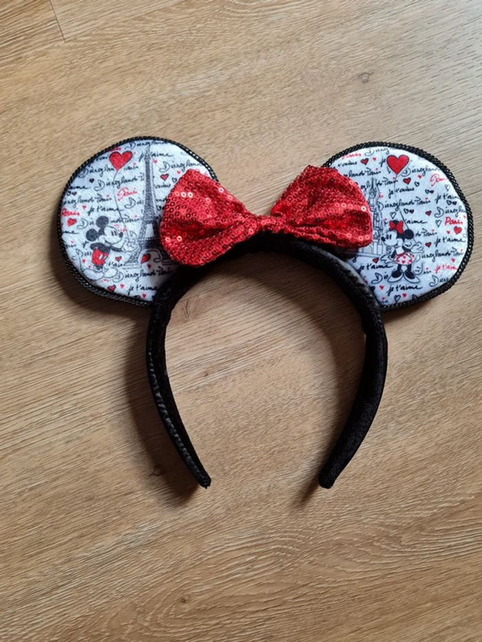 Serre tête disneyland paris