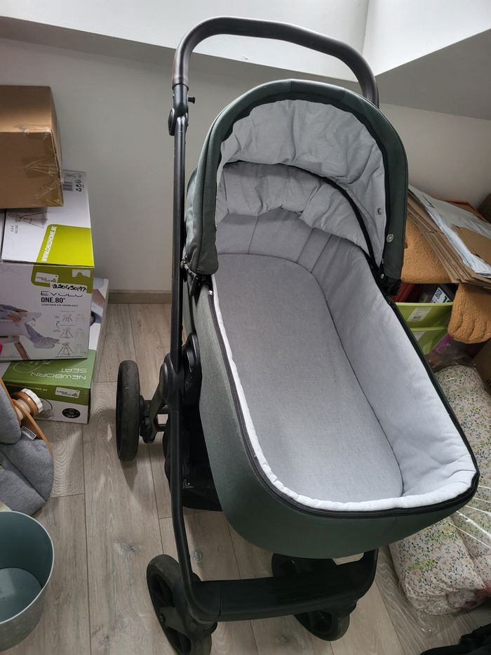 Poussette Quax + cosy + base isofix - photo numéro 2