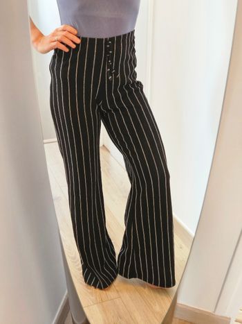 Pantalon neuf taille 32