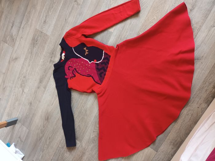 Robe 10 ans catimini magnifique  hiver qui tourne manches longues rouge