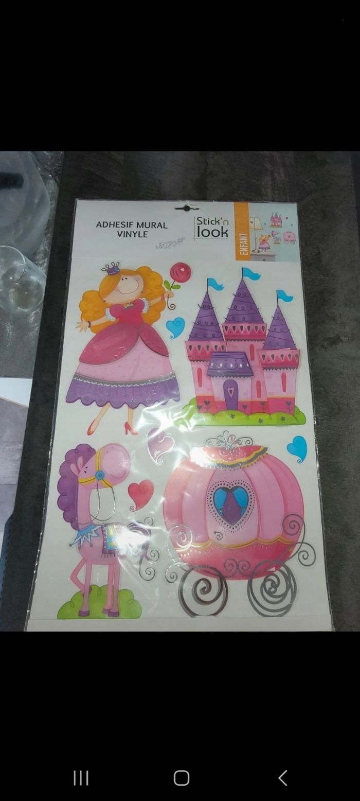 Stickers muraux Princesse Stick'n look
