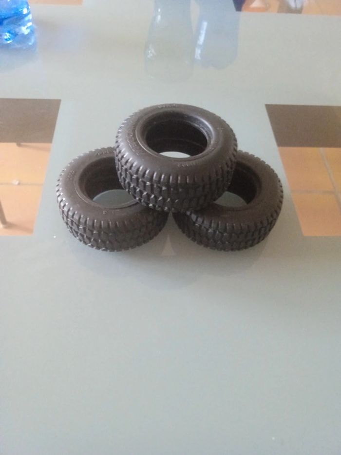 Meccano pneus 67x 29