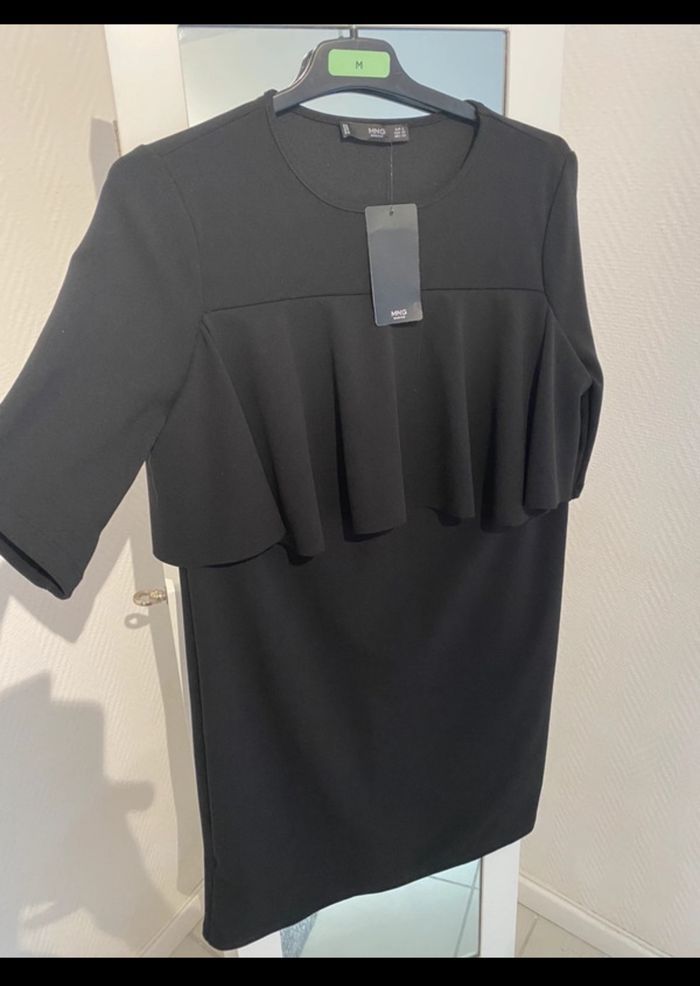 Robe noire Mango taille S neuf - photo numéro 2