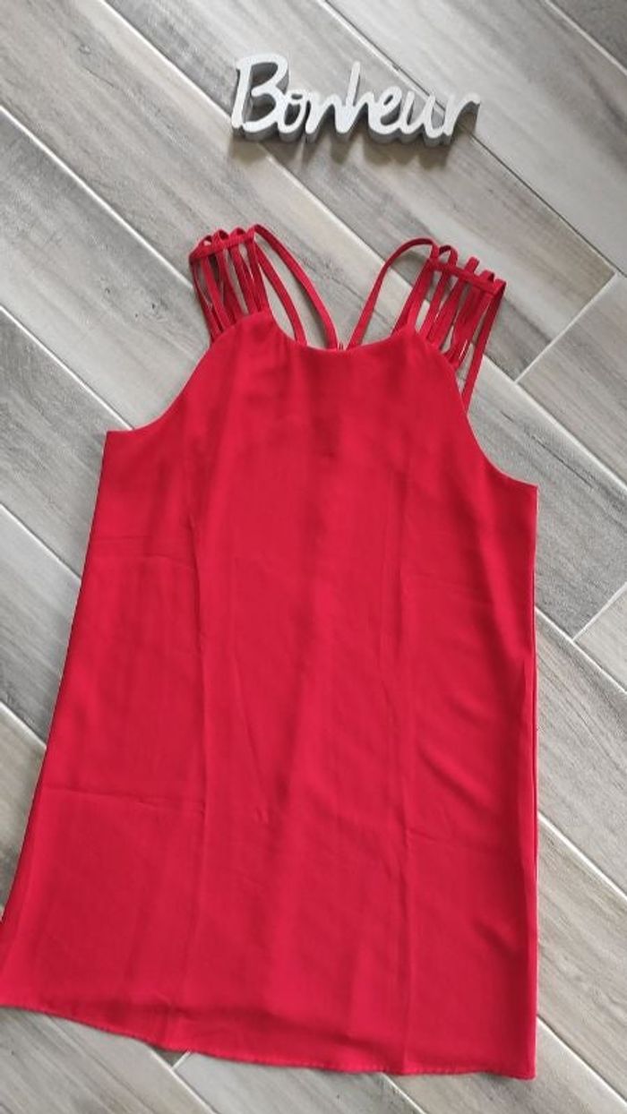 Robe rouge Lefties