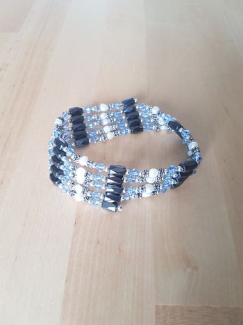 Bracelet collier ras de cou sautoir perles brillant à facettes bleu blanc aime,t