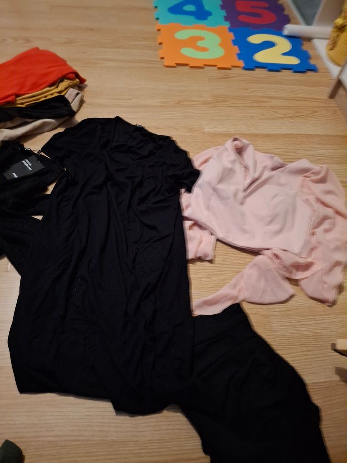 Lot de vêtements - photo numéro 6