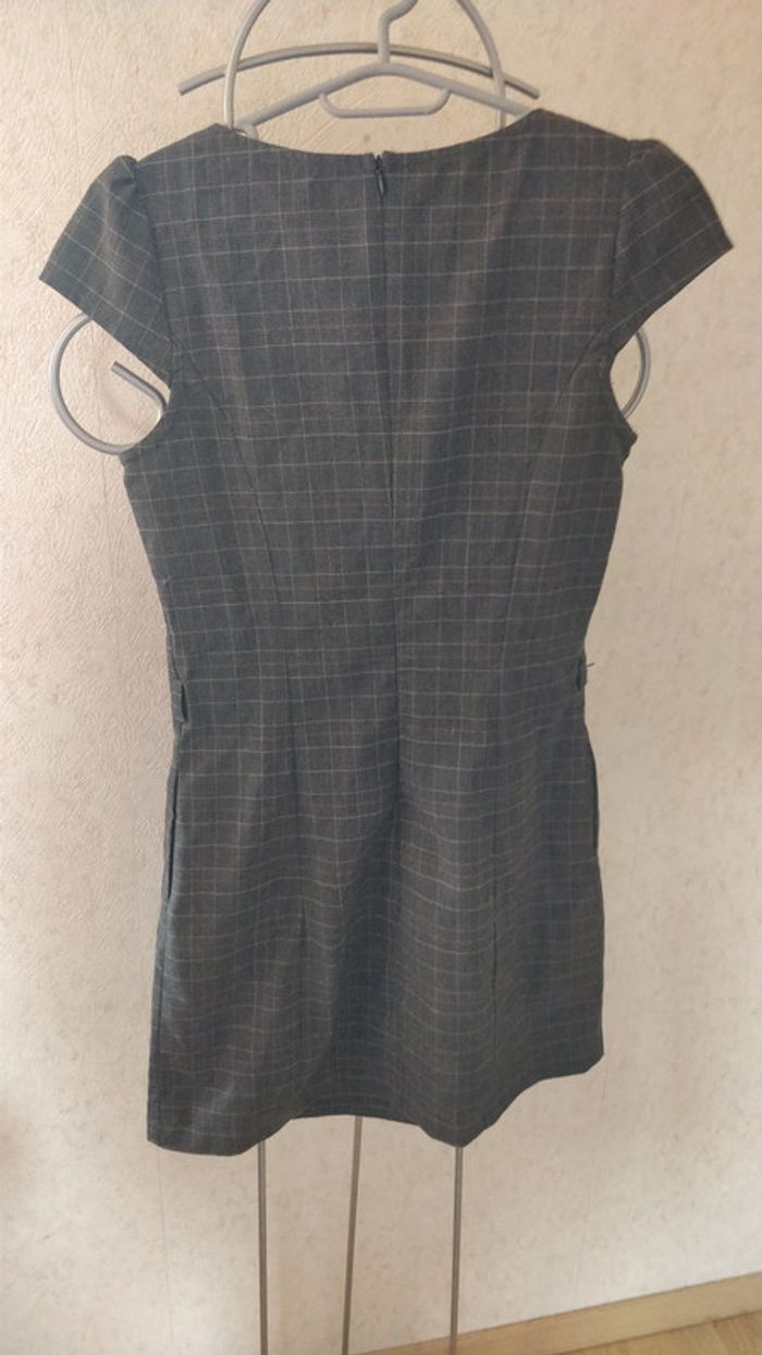Robe à carreaux taille 38 - photo numéro 2