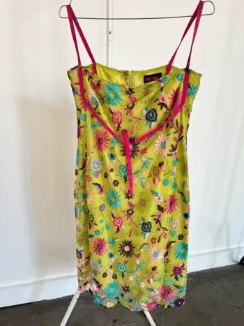 Robe vert pomme broderies Christian Lacroix