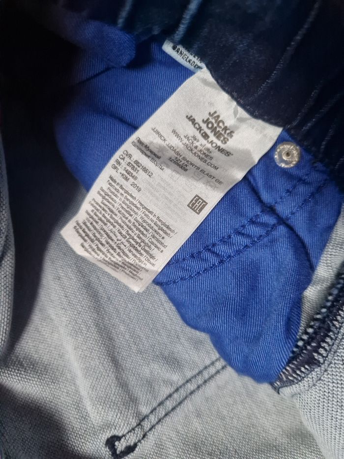 Short en jean jack & jones taille S NEUF - photo numéro 3