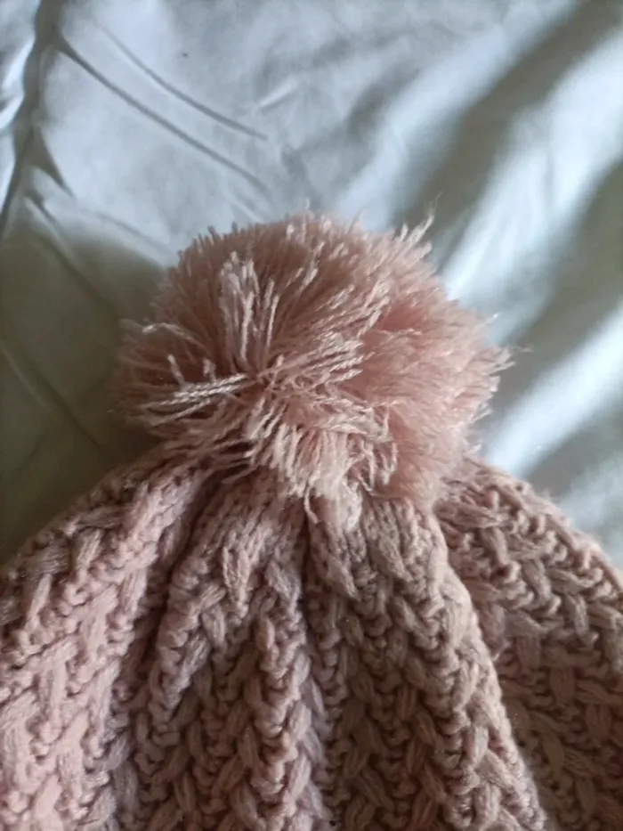 Joli bonnet rose Kiabi 8 ans - photo numéro 3