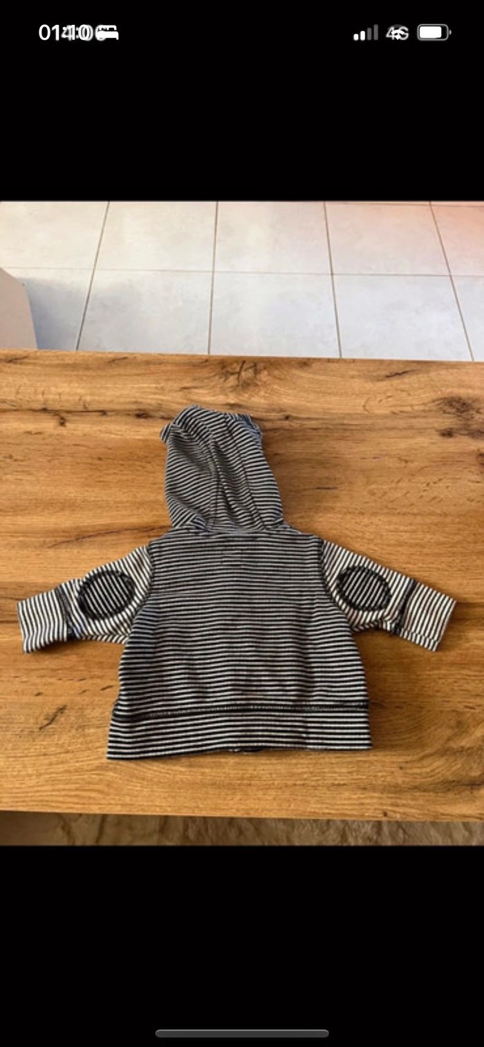 Lots de pulls bébé 3 mois - photo numéro 8