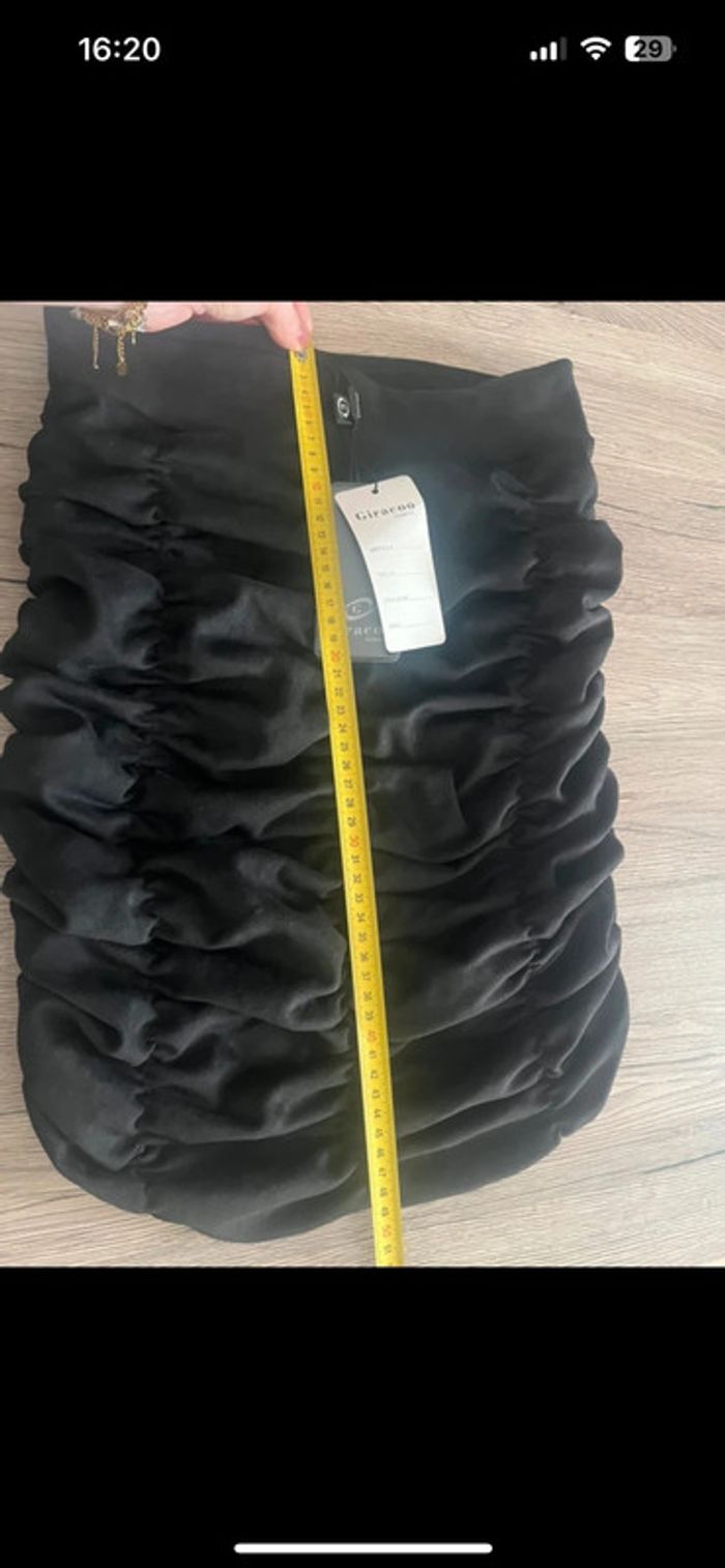 Jupe noire froncée – Taille M/L – Neuve avec étiquette - photo numéro 5