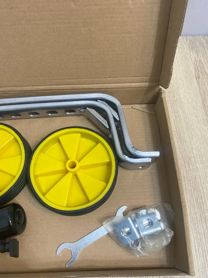 Kit 2 roues stabilisatrices jaunes pour vélo avec klaxon neuf - n4kc1 - photo numéro 2