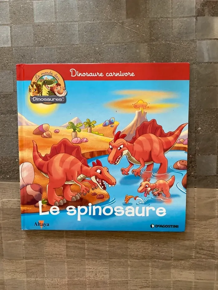 Livre le spinosaure et 2 figurines altaya le monde des dinosaures - photo numéro 2