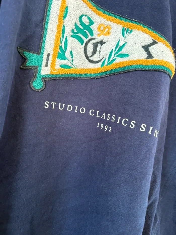 Pull  Studio classics  • L - photo numéro 2