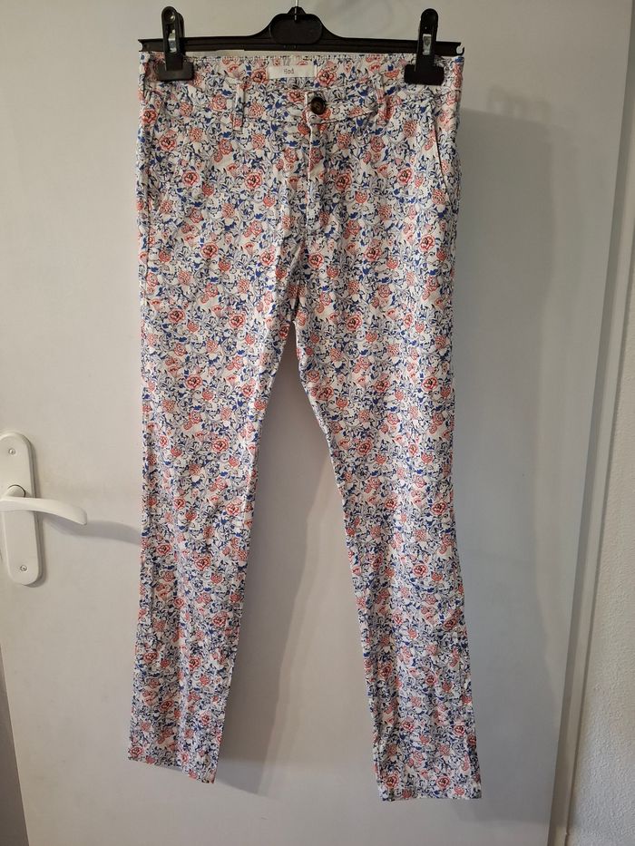Pontalon hod taille 24 (convient à une taille 36 ) mesure dans l'annonce - photo numéro 1