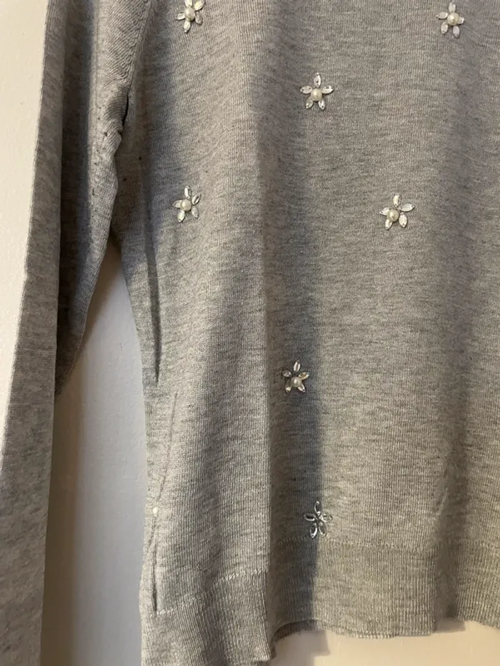 Pull gris bijoux - photo numéro 2