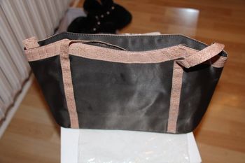 sac a main marron + porte monnaie