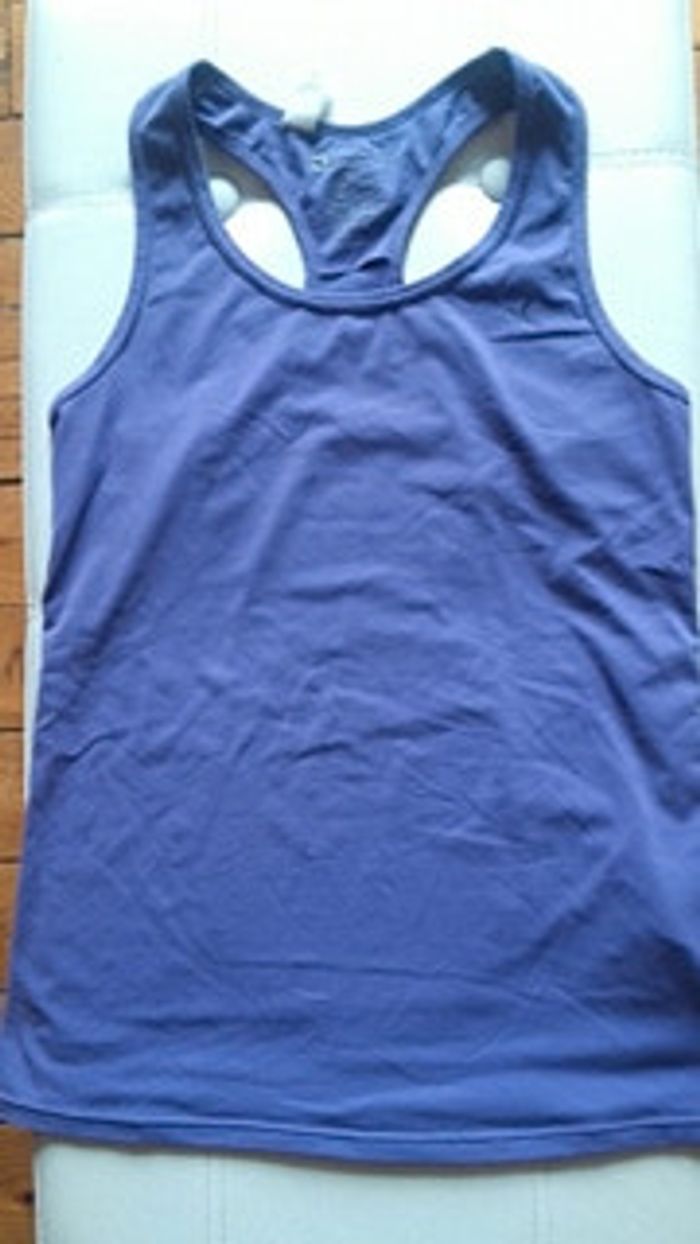 Joli débardeur violet