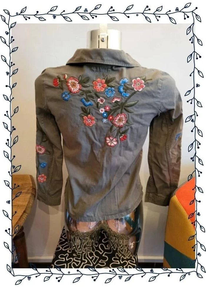 Veste avec motif fleur - photo numéro 8