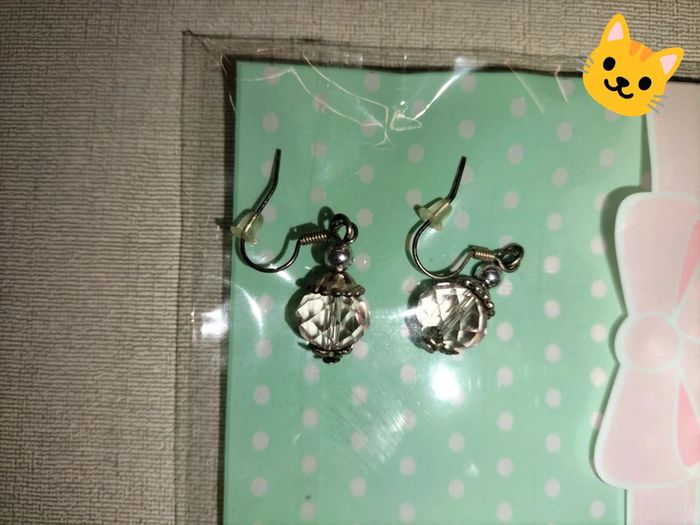 Boucles d'oreilles pendantes Rose pale