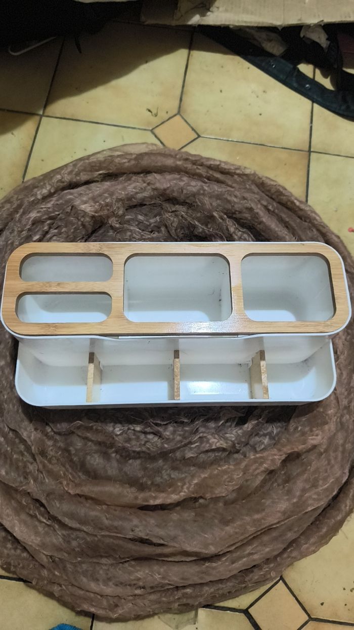 Organisateur de maquillage ou autre boutique indépendante - photo numéro 3