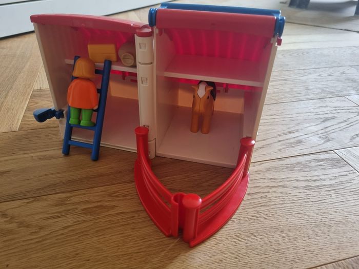 Centre équestre playmobil 123 - photo numéro 2