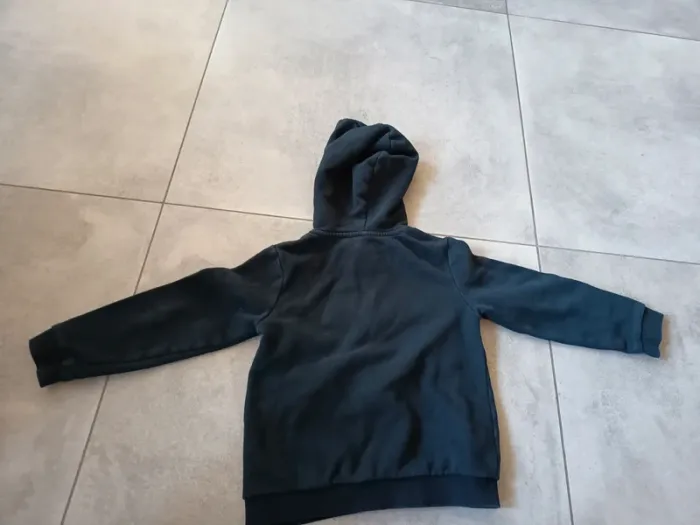 Gilet à capuche Kiabi 5 ans - photo numéro 4