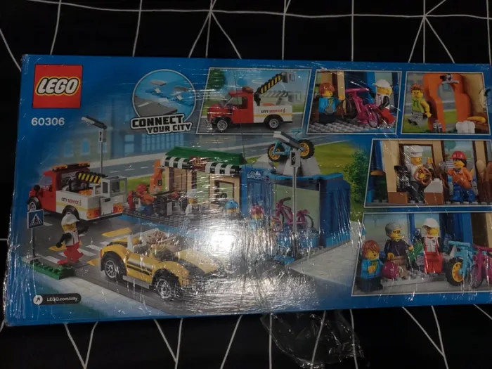 Lego city La rue commercante. - photo numéro 2