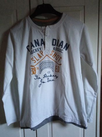 Tee shirt manches longues 9/10 ans