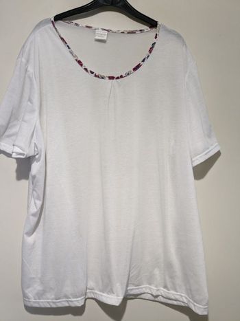 Tee shirt Anne Lançay blanc. Taille 54/56