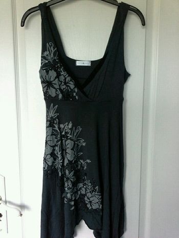 Débardeur avec joli décolleté taille 36/38