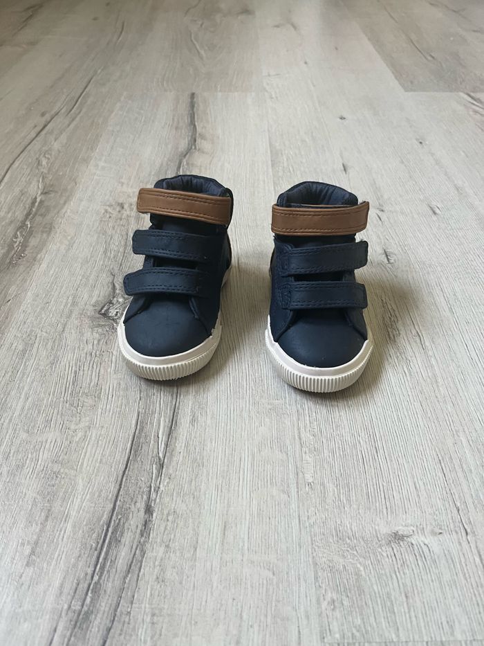 Chaussure bébé - photo numéro 2