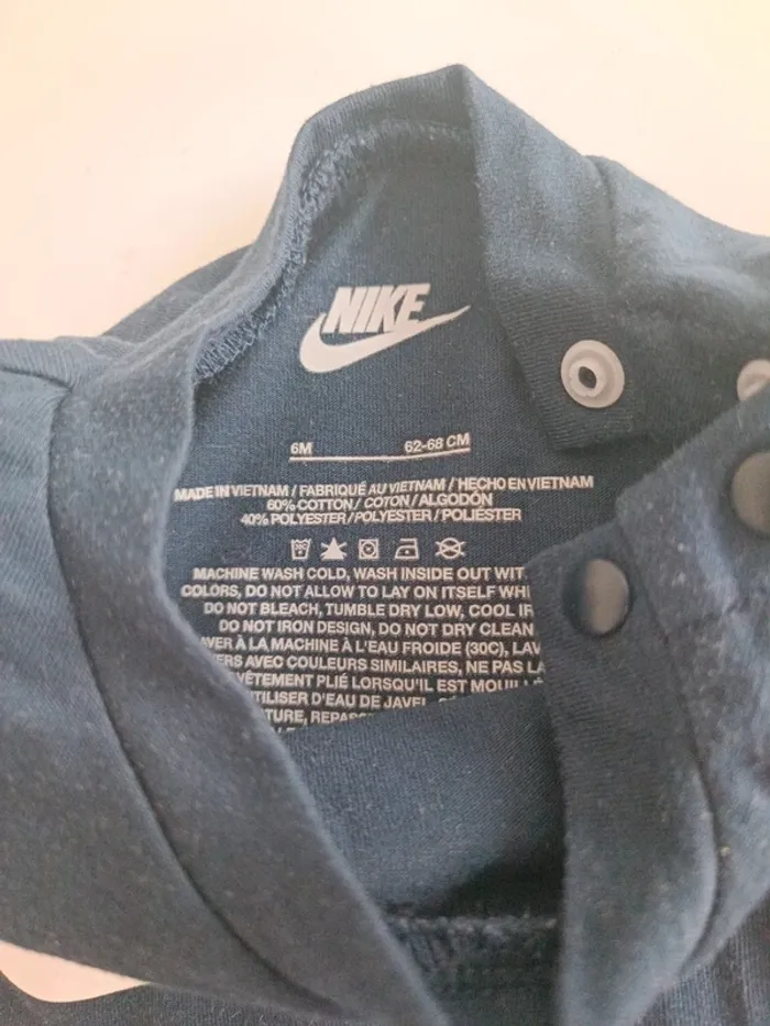 Ensemble Nike 6 mois - photo numéro 3