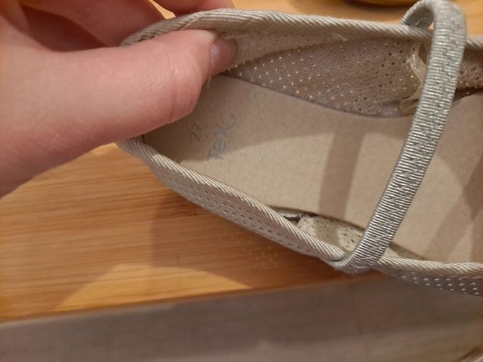 ballerines argentées ajourées pointure 27 - photo numéro 2