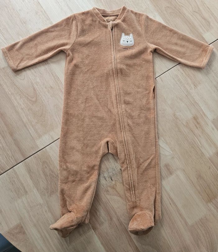 Lot de 4 pyjamas chaud 12 Mois - photo numéro 6