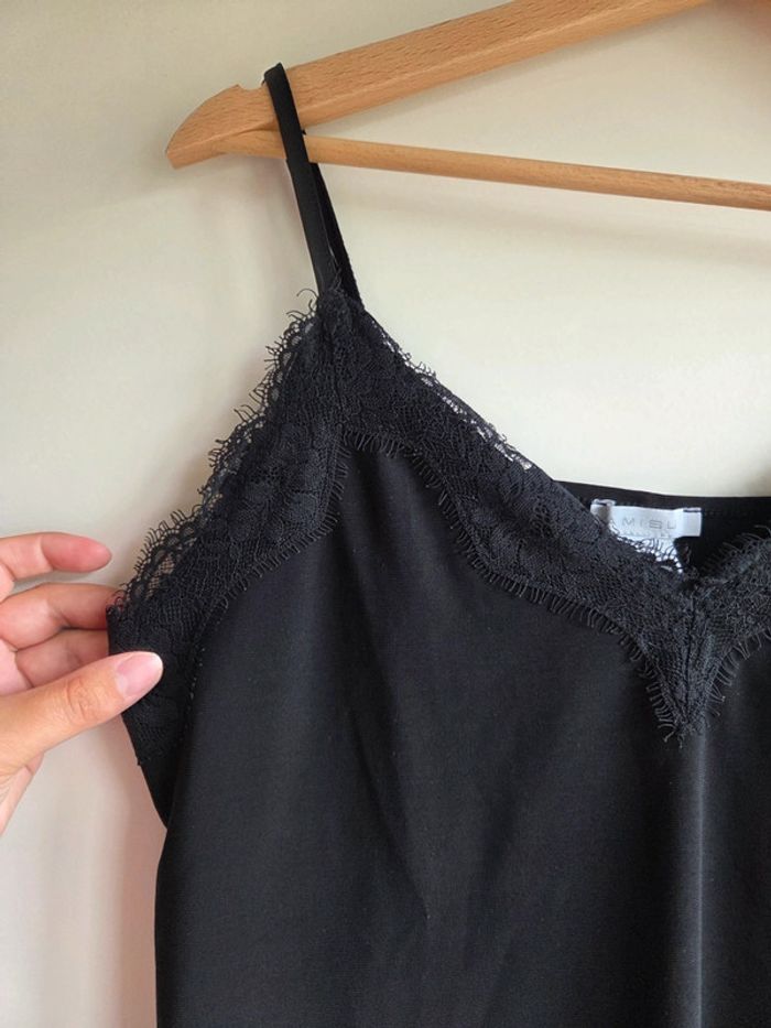Débardeur noir en satin et dentelle - Amisu taille M - photo numéro 3