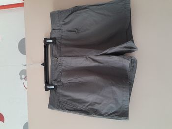 SHORT FEMME TBE TAILLE46