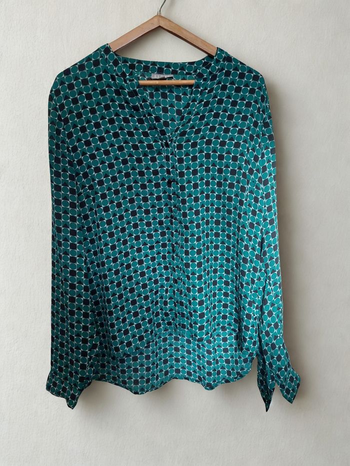 Blouse chic imprimé graphique - Style Rétro / Moderne