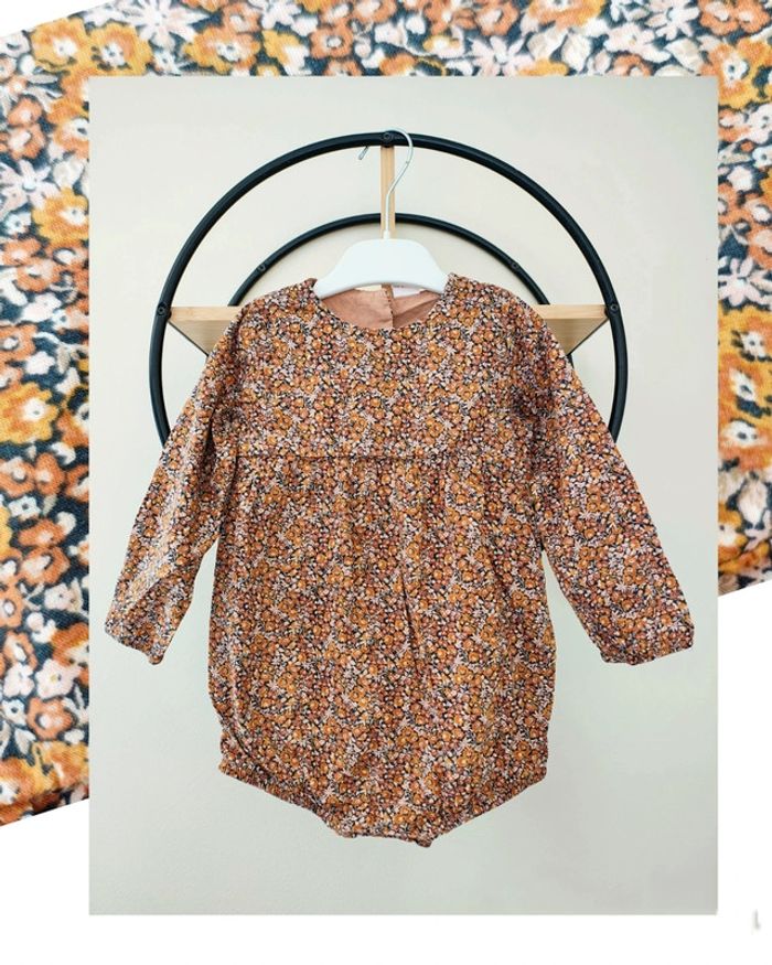 12 18 mois combishort h&m 86 cm ( taille grand )