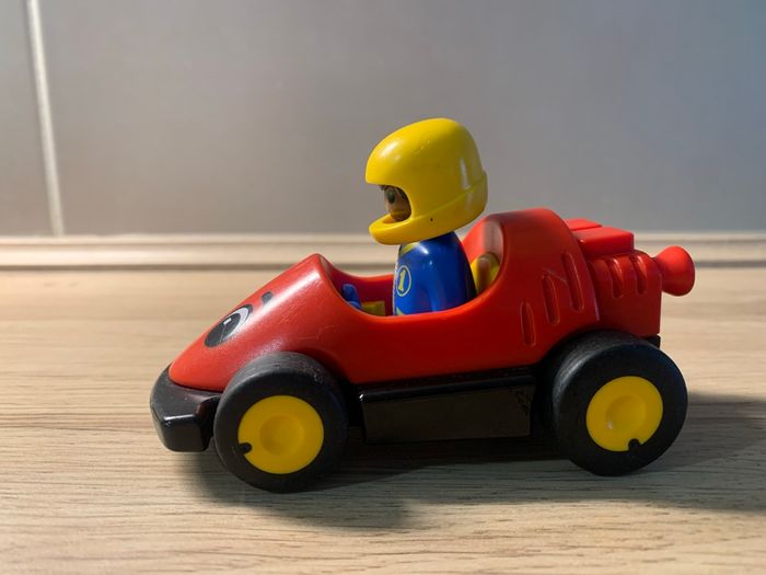 Voiture de course Playmobil 123 - photo numéro 4